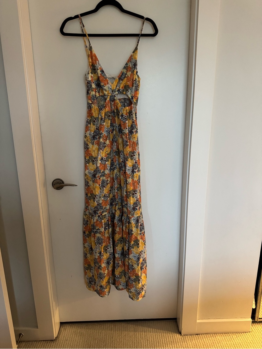 NWT Abercrombie & Fitch Yellow Floral Cutout Maxi Dress US SM - Picture 4 of 15